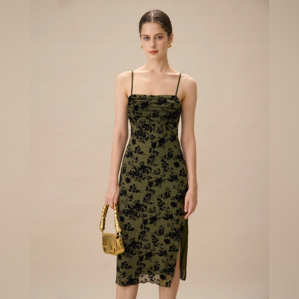 Rihoas Green Jacquard Ruched Slit Midi Dress